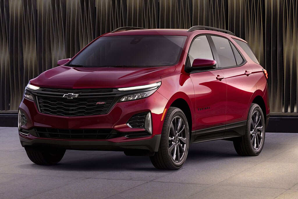 2022 Chevrolet Equinox Front Left Side in Cherry Red